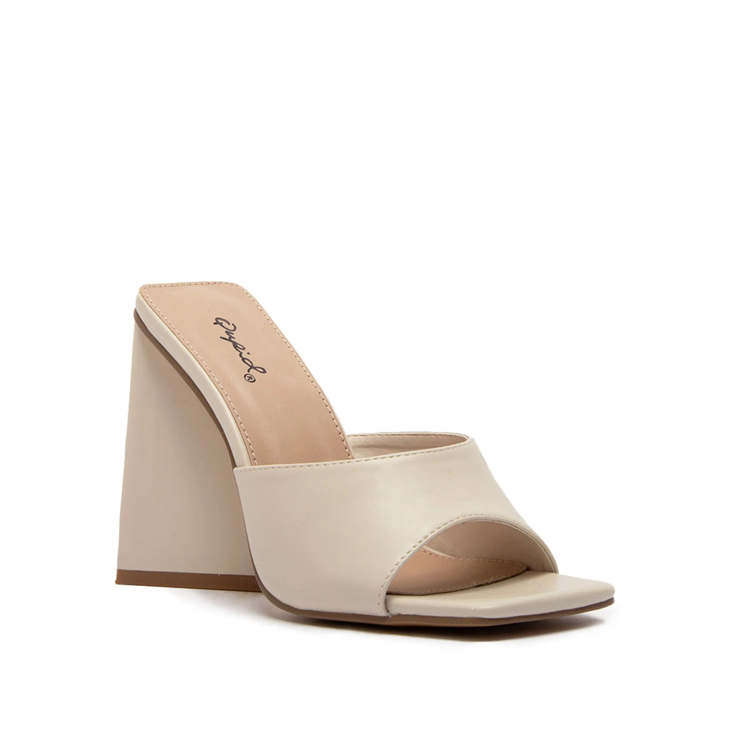 27 Ferna Heeled Sandal