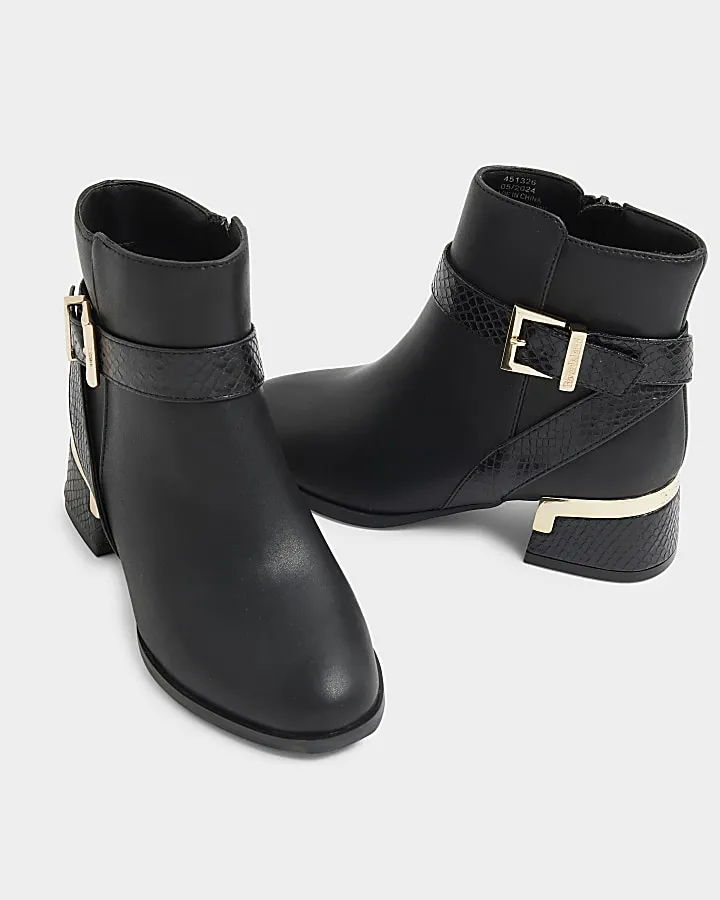 Girls buckle detail heeled boots