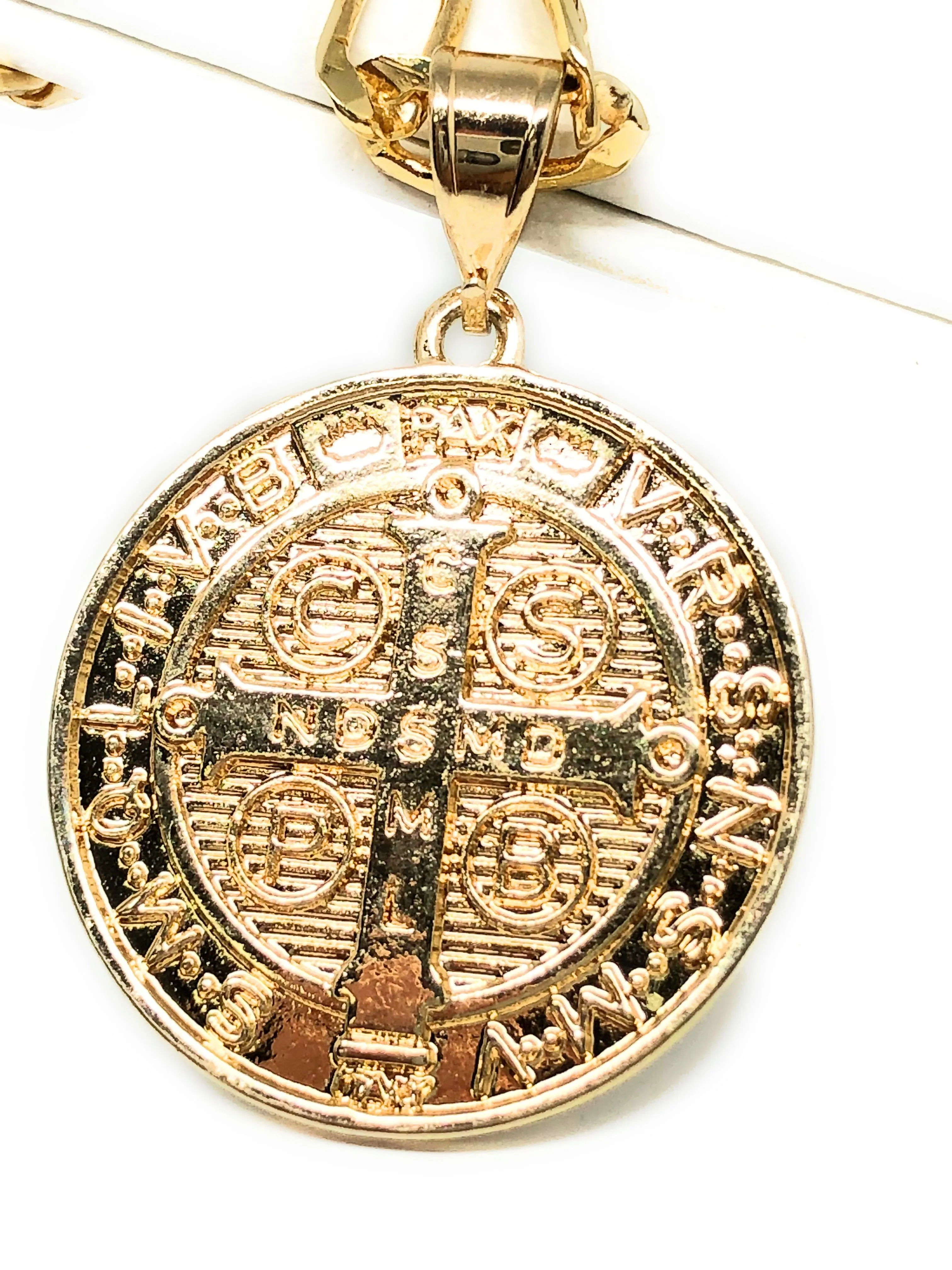 Gold Plated 2-Tone Saint Benedict Medal Pendant Necklace San Benito Medalla Oro Figaro 26