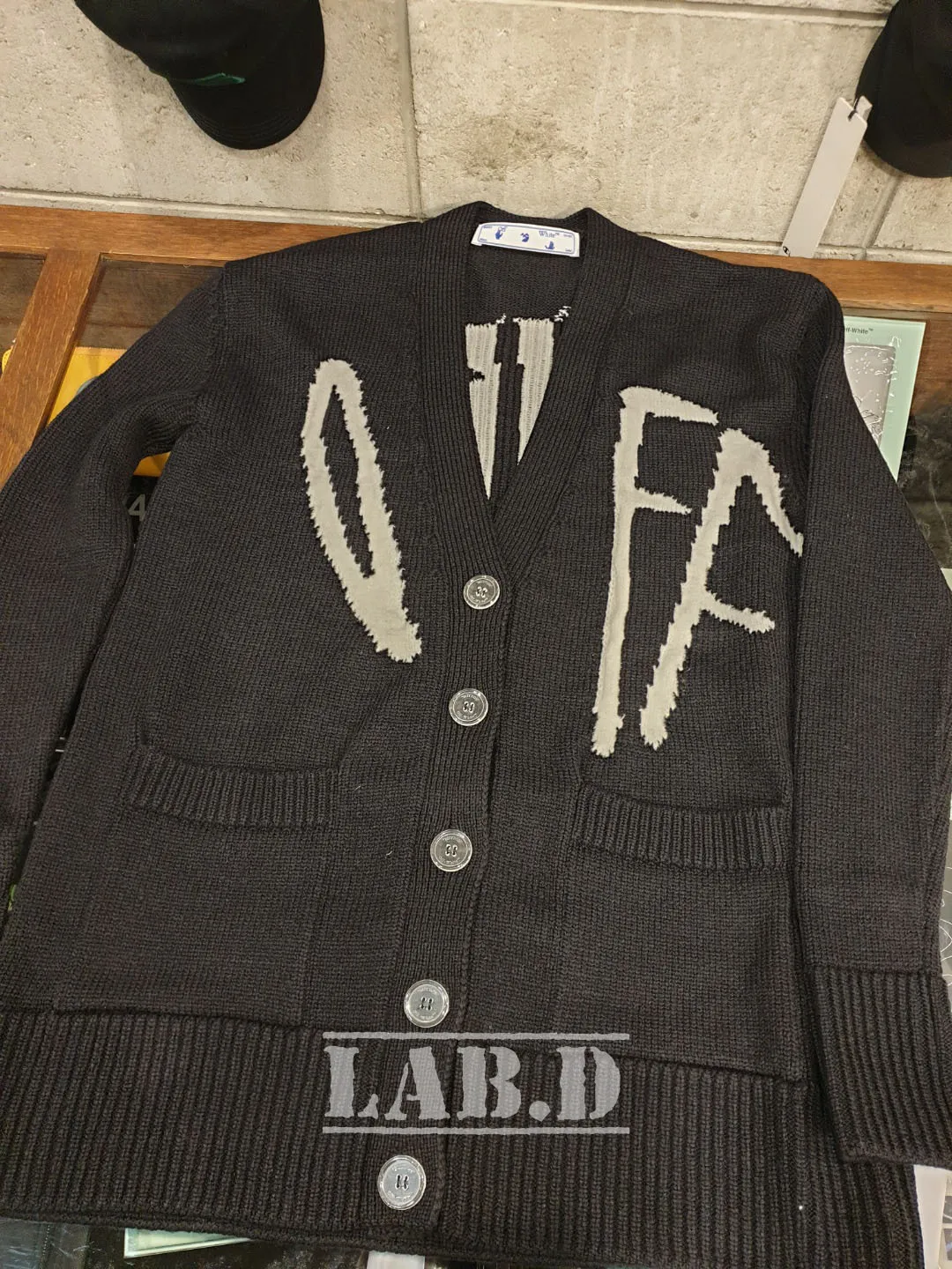 Off-White  |Cardigans