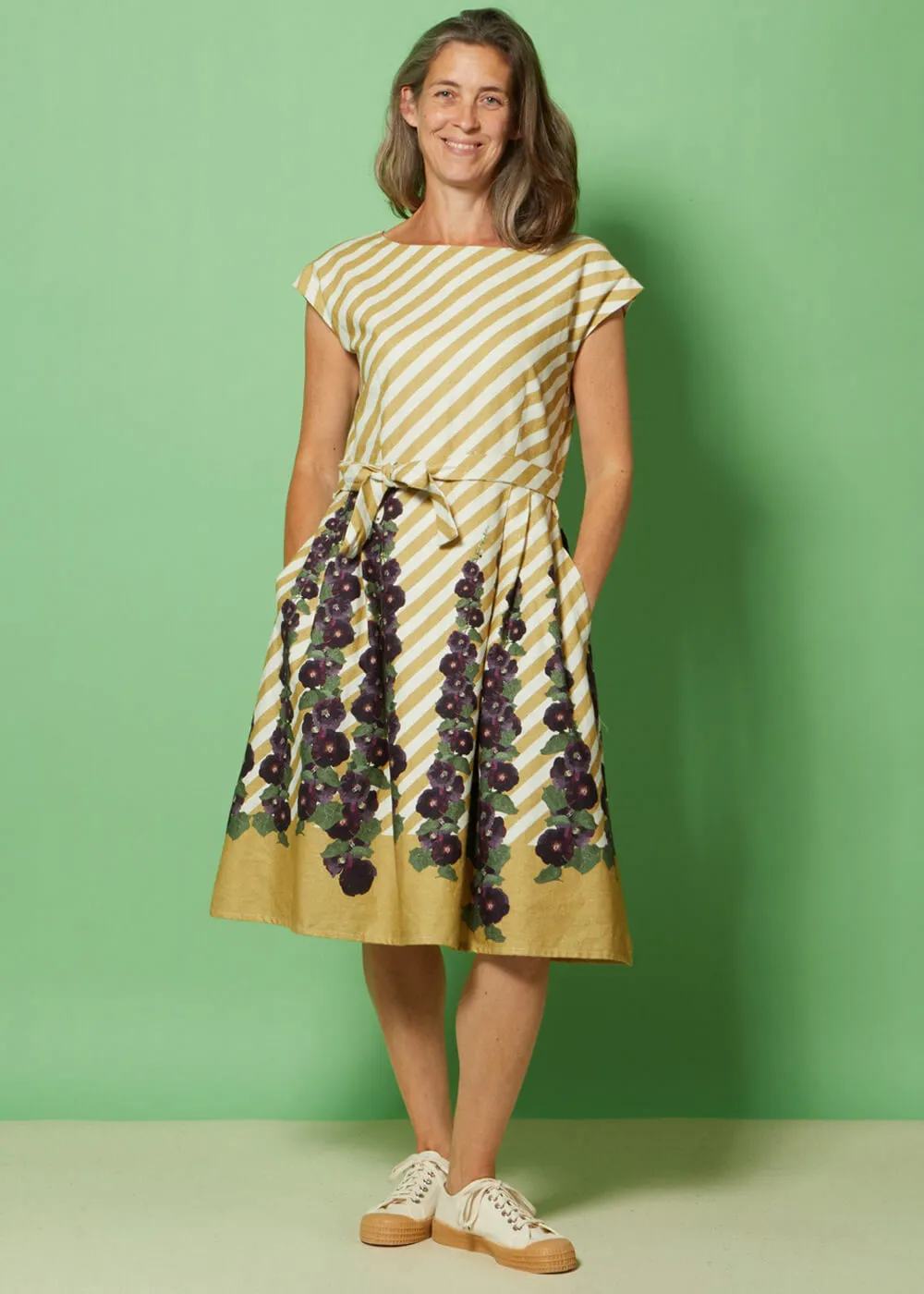 Palava Beatrice Hollyhocks 50's Swing Dress Mustard