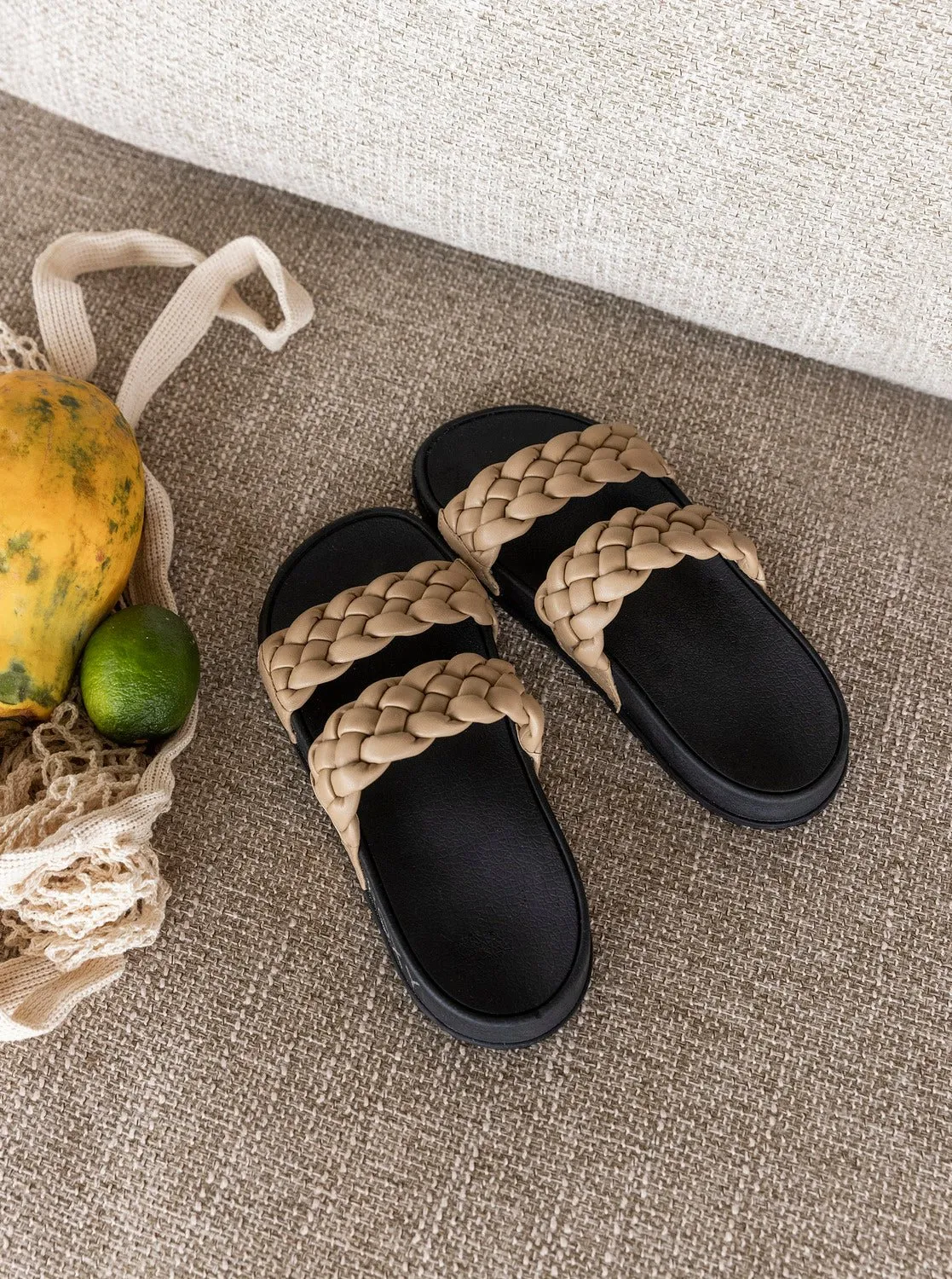 Roxy Slippy Braided Slides - Black/Tan